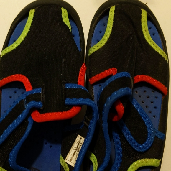 Carter's water/swim shoes 11 - Picture 5 of 5